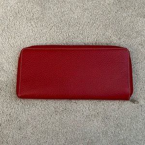 Tusk travel wallet ✈️